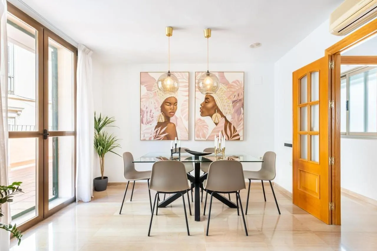 Gran Terraza Con Vistas A Calle Larios Málaga Apartamento