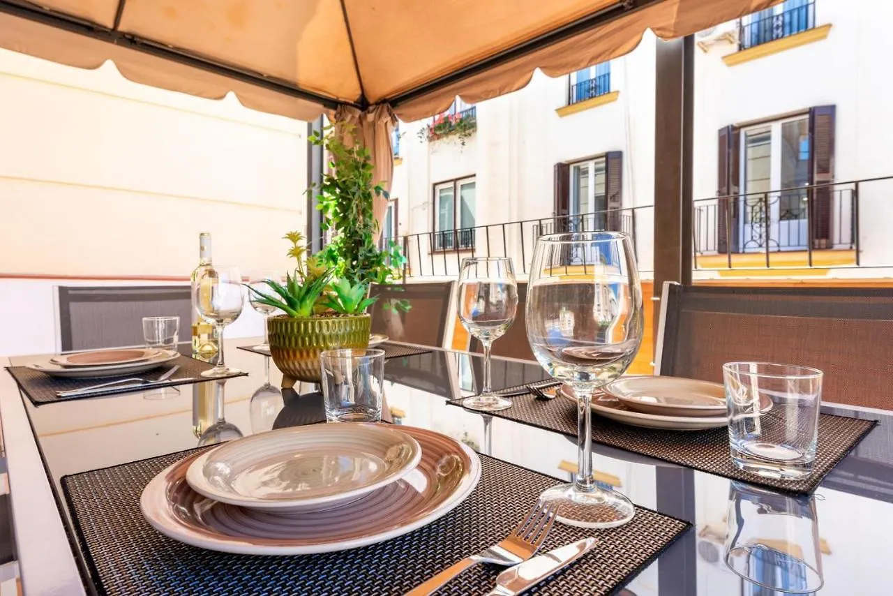 Gran Terraza Con Vistas A Calle Larios Málaga